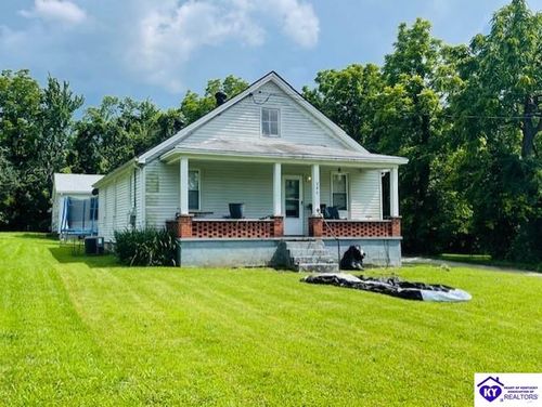 264 W Vine St, Radcliff, KY, 40160-1666 | Card Image
