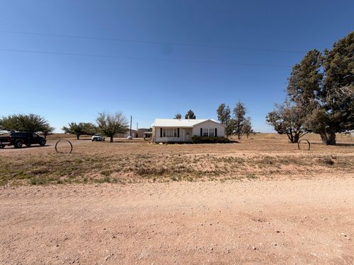 6212 Beaver Road, Smyer, TX, 79367 | Card Image