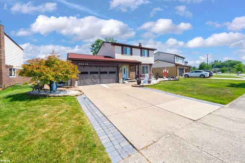 40116 Steel Dr, Sterling Heights, MI, 48310-1947 | Card Image