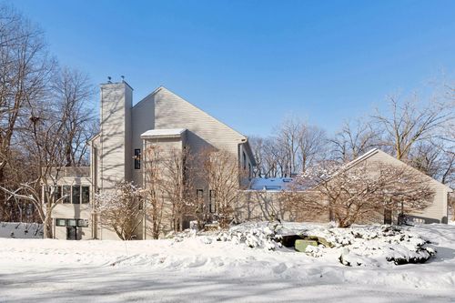 4610 Bayswater Rd, Shorewood, MN, 55331-9261 | Card Image