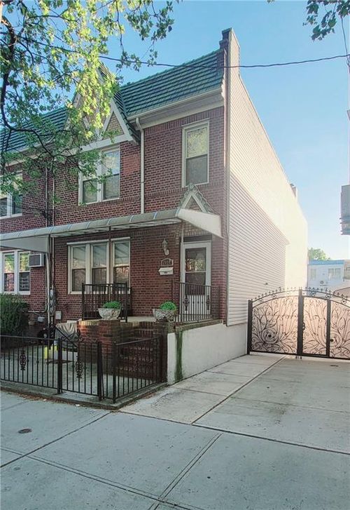 2024 E 27th St, Brooklyn, NY, 11229-5002 | Card Image