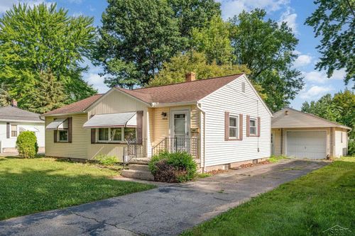 516 Shepard St, Zilwaukee, MI, 48604-1232 | Card Image