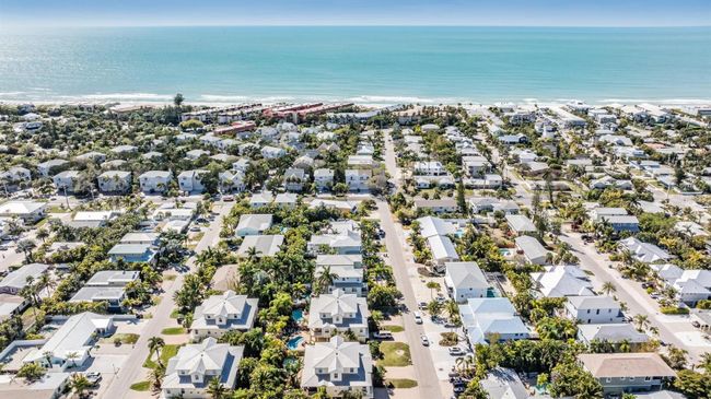 315 64 Th St, Condo with 3 bedrooms, 3 bathrooms and null parking in Holmes Beach FL | Image 60