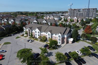 301 - 91 Aspen Springs Dr, Condo with 2 bedrooms, 1 bathrooms and 1 parking in Clarington ON | Image 2