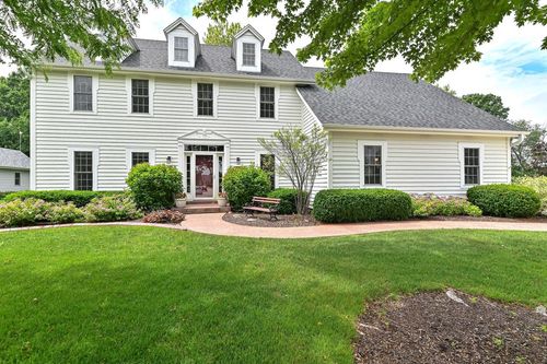 W151N10763 Preserve Parkway, Germantown, WI, 53022 | Card Image