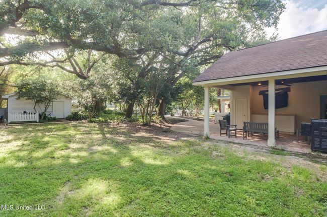 Backyard | Image 31