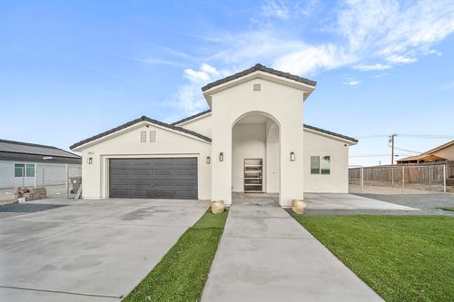 2860 Vista Ave, Thermal, CA, 92274-8542 | Card Image