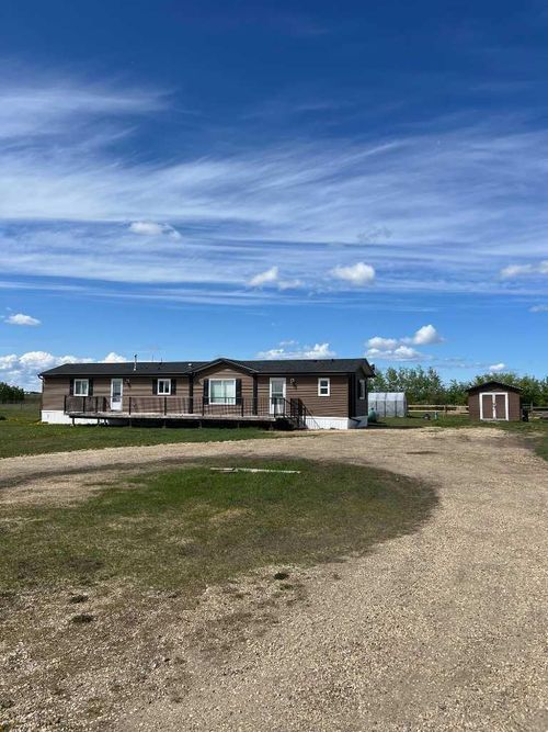 715010 Range Road 101, Beaverlodge, AB, T0H0C0 | Card Image