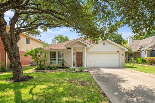 6401 Rotan Dr, Austin, TX, 78749-2740 | Card Image