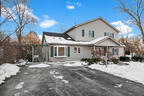 3505 Linneman St, Glenview, IL, 60025-3923 | Card Image