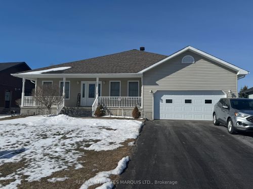 9 Grove St, Iroquois, ON, K0E1K0 | Card Image