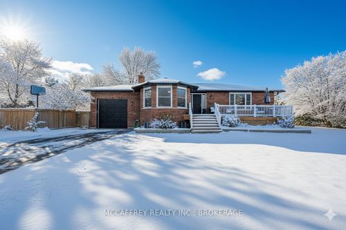 2055 Switzerville Rd, Napanee, ON, K7R3K9 | Card Image