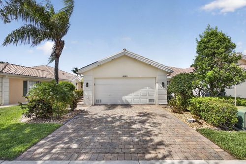 8093 Montserrat Pl, Wellington, FL, 33414-3447 | Card Image