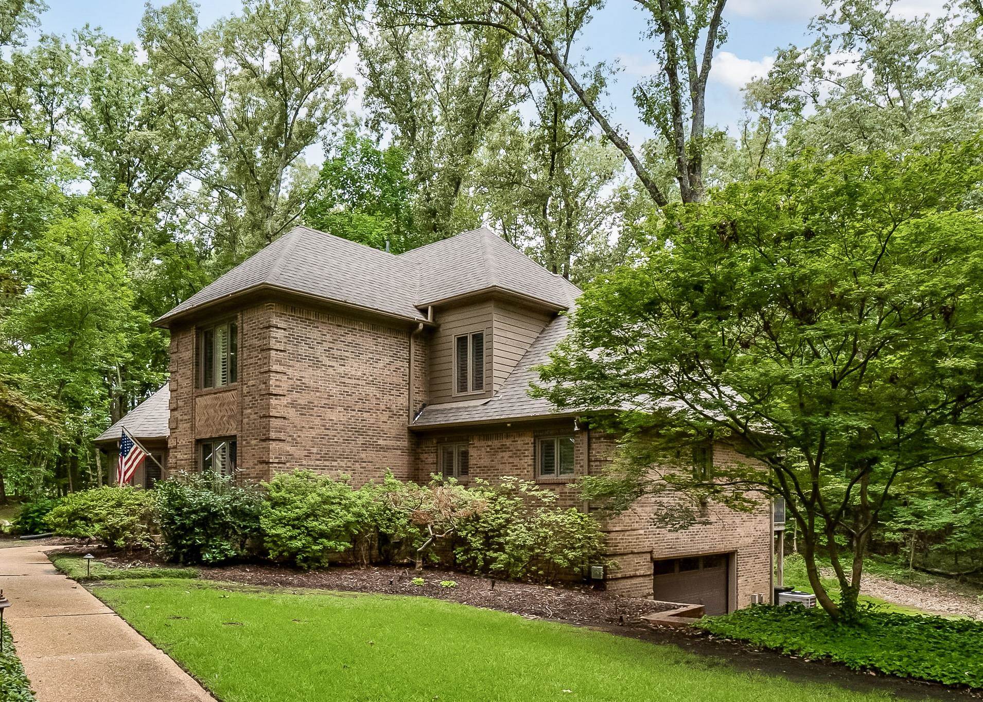 Lake Cv, Arlington, TN 38002