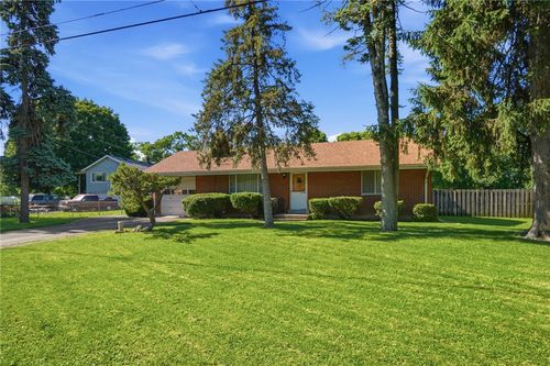 32 Beatrice Dr, Riverside, OH, 45404-1347 | Card Image
