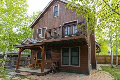 825 Whiterock Ave, Crested Butte, CO, 81224-9673 | Card Image