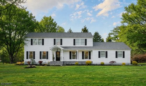 12 Buttonwood Ct, Belle Mead, NJ, 08502-5425 | Card Image