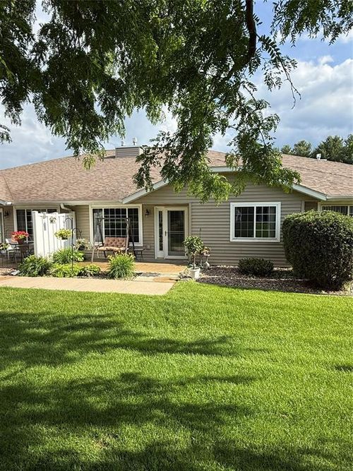 4222 W Robin Meadows Ln, Eau Claire, WI, 54701-8774 | Card Image