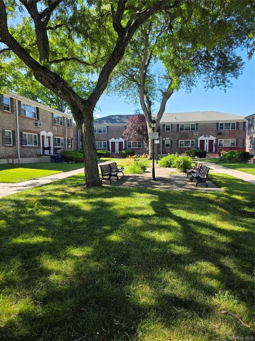 b-152-34 Jewel Avenue, New York, NY, 11367 | Card Image