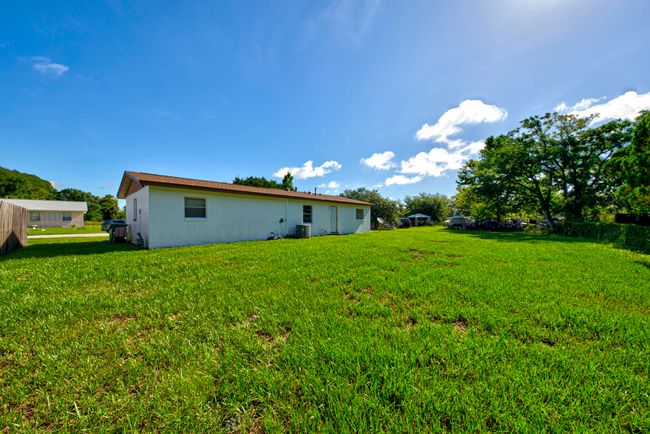 3579 Ridgeway Ave, House other with 3 bedrooms, 1 bathrooms and null parking in Mims FL | Image 16