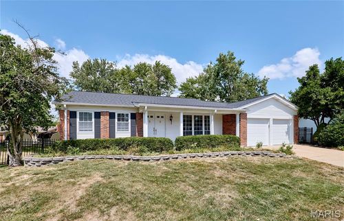 5443 Langsworth Drive, St Louis, MO, 63129 | Card Image