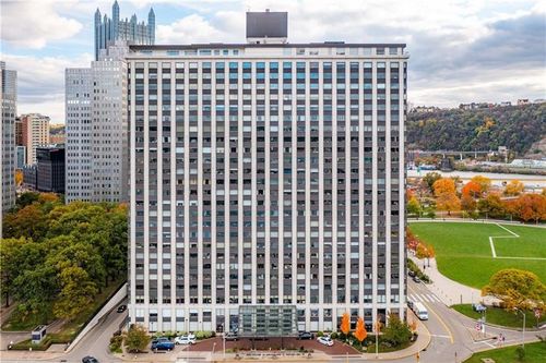 4g-320 Fort Duquesne Blvd, Pittsburgh, PA, 15222-1103 | Card Image