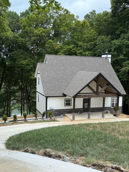 1530 Ridgeview Run, Lynchburg, TN, 37352-5930 | Card Image