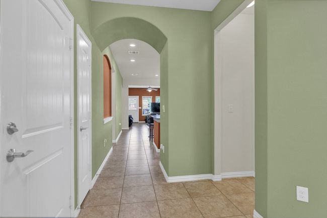 10008 Gertrudis Loop, House other with 3 bedrooms, 2 bathrooms and null parking in Austin TX | Image 4