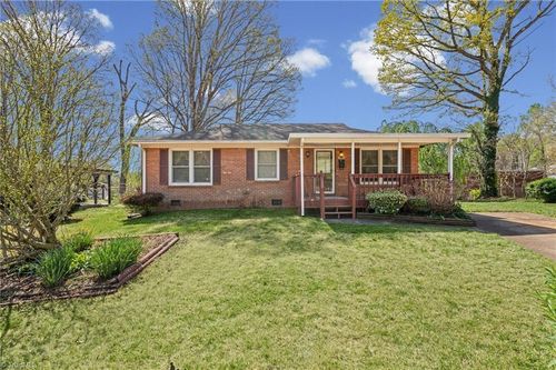 3950 Burnham Cir, Winston-Salem, NC, 27105-3502 | Card Image