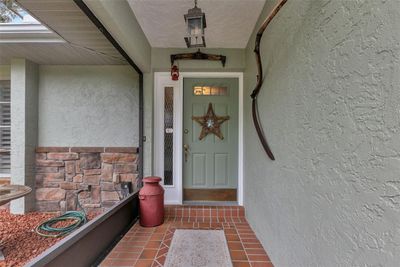 Front entryway with pavers | Image 3