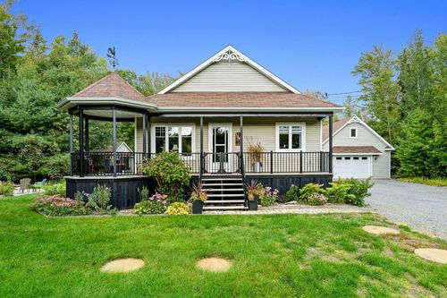 1305 Rue Charbonneau, Sainte-Sophie, QC, J5J2G9 | Card Image