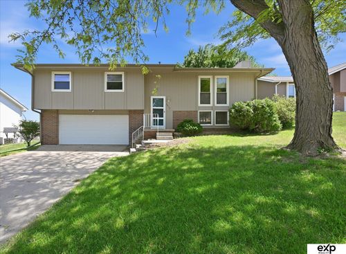 5819 N 127th Avenue Cir, Omaha, NE, 68164-1300 | Card Image
