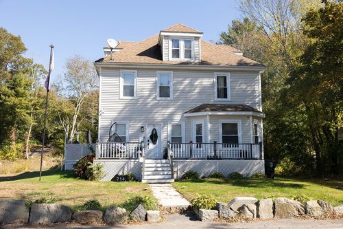 214 Winter St, Whitman, MA, 02382-2525 | Card Image