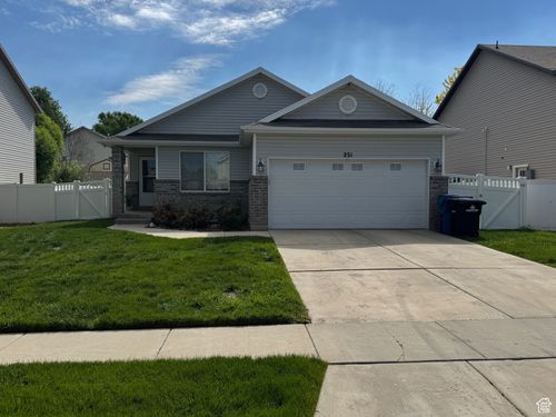 231 S 880 W, Spanish Fork, UT, 84660-2082 | Card Image