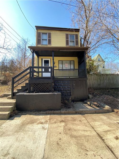 2927 Stayton St, Pittsburgh, PA, 15212-2625 | Card Image