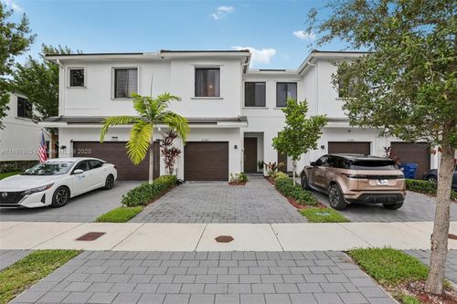 23291 Sw 110th Ct, Homestead, FL, 33032-6299 | Card Image
