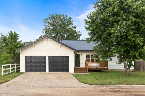 328 S Collingwood St, Pretty Prairie, KS, 67570-8417 | Card Image
