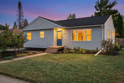 1801 4th Ave Nw, Austin, MN, 55912-1442 | Card Image