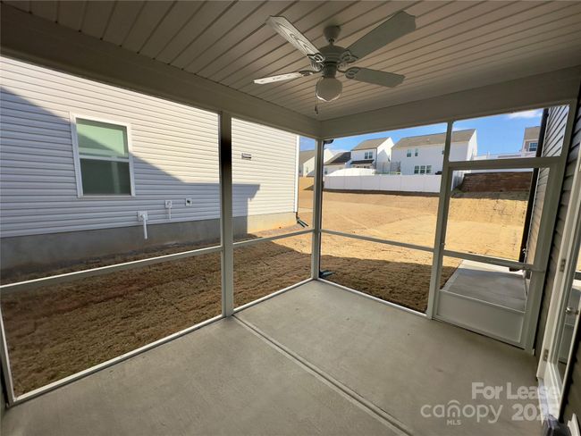 Screened Porch | Image 8