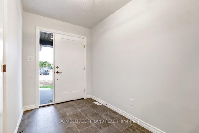 LOT 4 Macleod Court, House other with 3 bedrooms, 3 bathrooms and 2 parking in West Elgin ON | Image 4