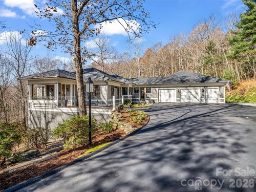 720 Overlook Dr, Flat Rock, NC, 28731-9742 | Card Image