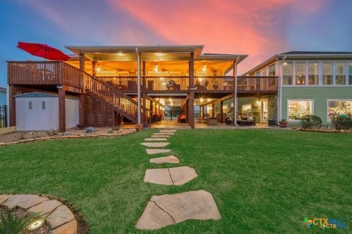 792 W Bayshore Dr, Palacios, TX, 77465-1424 | Card Image