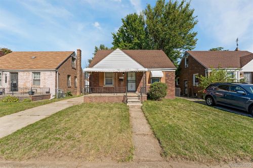 16419 Novara St, Detroit, MI, 48205-2521 | Card Image