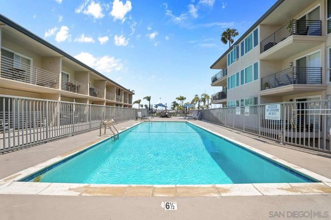 APT-122 - 1021 Scott St, Condo with 0 bedrooms, 1 bathrooms and 1 parking in San Diego CA | Image 23