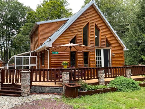 360 Arapaho Dr, Pocono Lake, PA, 18347-8233 | Card Image