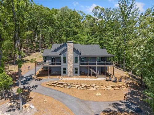 77 N Shore Dr, Cleveland, GA, 30528-3592 | Card Image