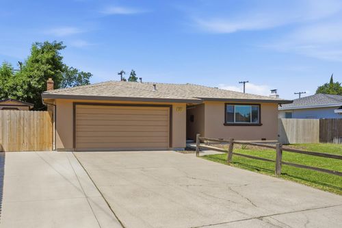 5453 Norway Dr, Orangevale, CA, 95662-5252 | Card Image