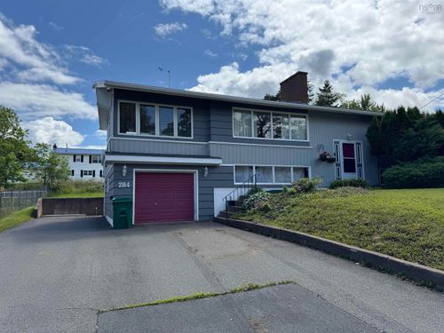 284 Willow Ave, New Glasgow, NS, B2H2A3 | Card Image