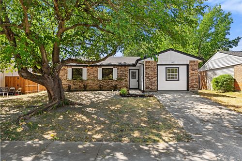 726 Holliday Ln, Duncanville, TX, 75116-2457 | Card Image
