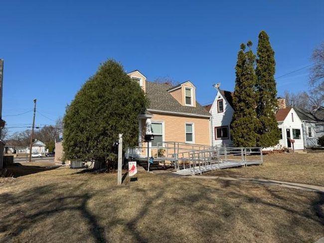 Welcome Home - Flat Yard - 4340 Elliot Ave. Minneapolis - Valuable Newer Aluminum Handicap Ramp | Image 30